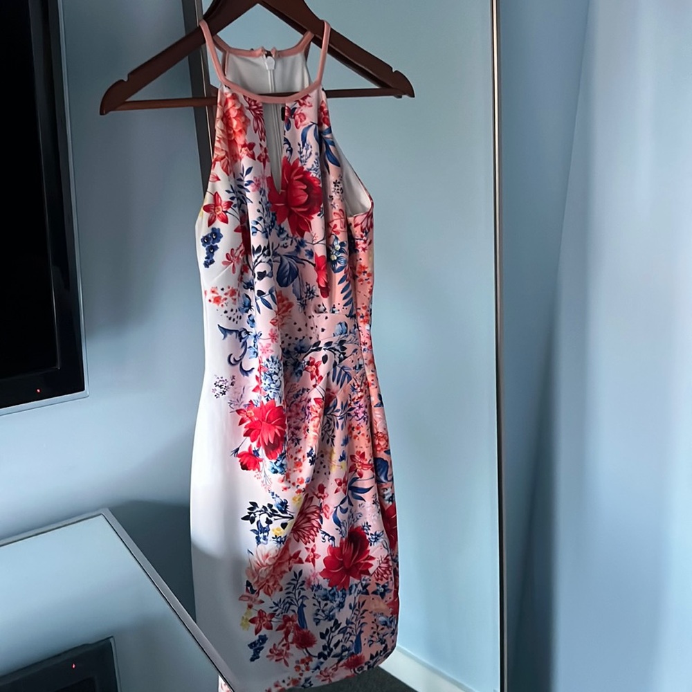 Womens guess flower dress size 2